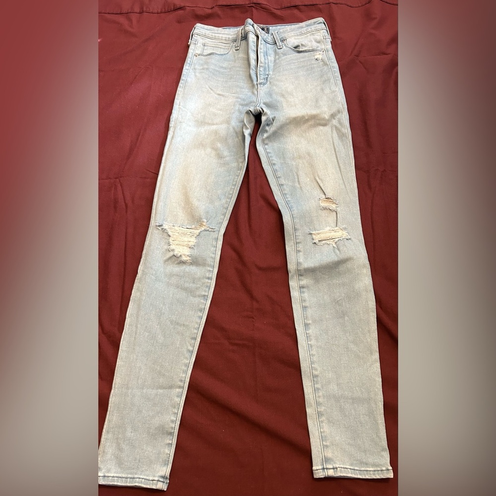 Abercrombie & Fitch Light Blue Skinny Jeans with Knee Distress